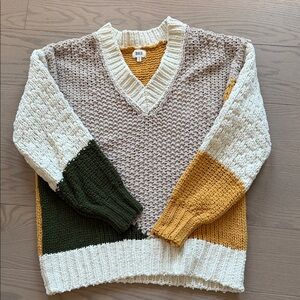 BKE Women's V-Neck Sweater - Cream, Green, Gold